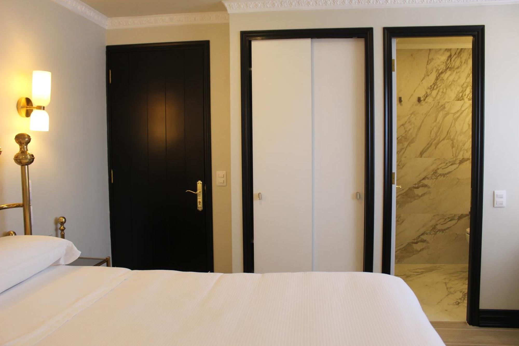 Hotel Marcos Gamero Talca  Pokoj fotografie